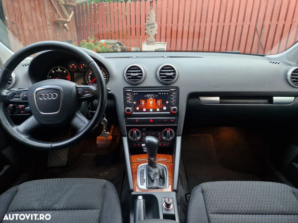 Audi A3 2.0 TDI DSG Ambiente - 7