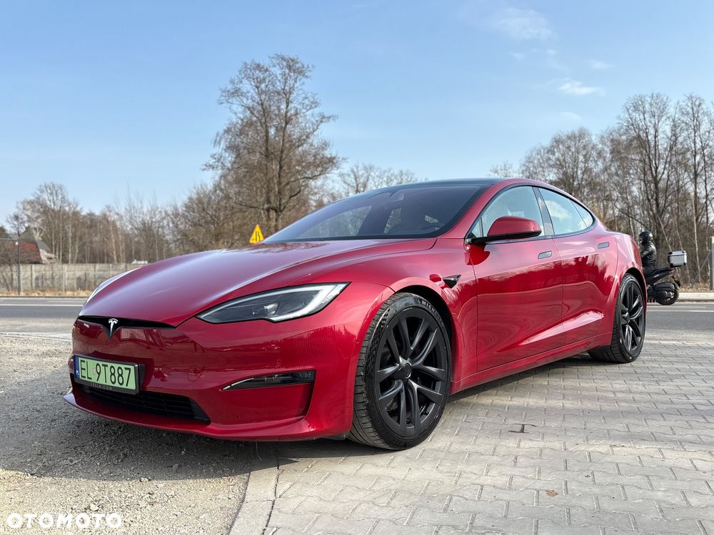 Tesla Model S - 29