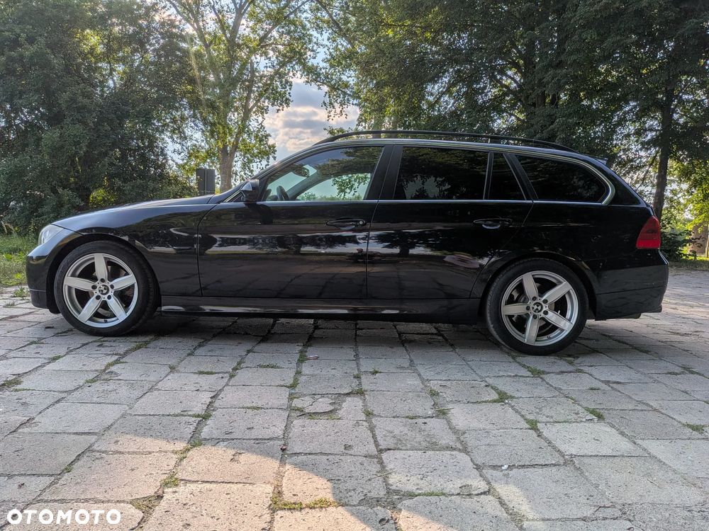 BMW Seria 3 325i - 9