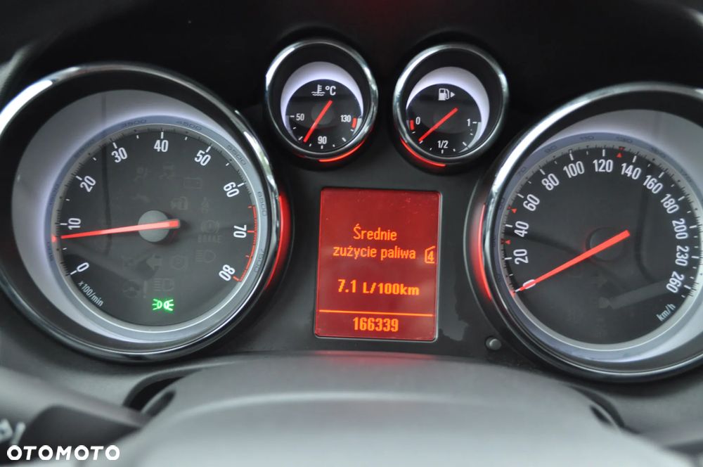 Opel Astra 1.4 Turbo Exklusiv - 17