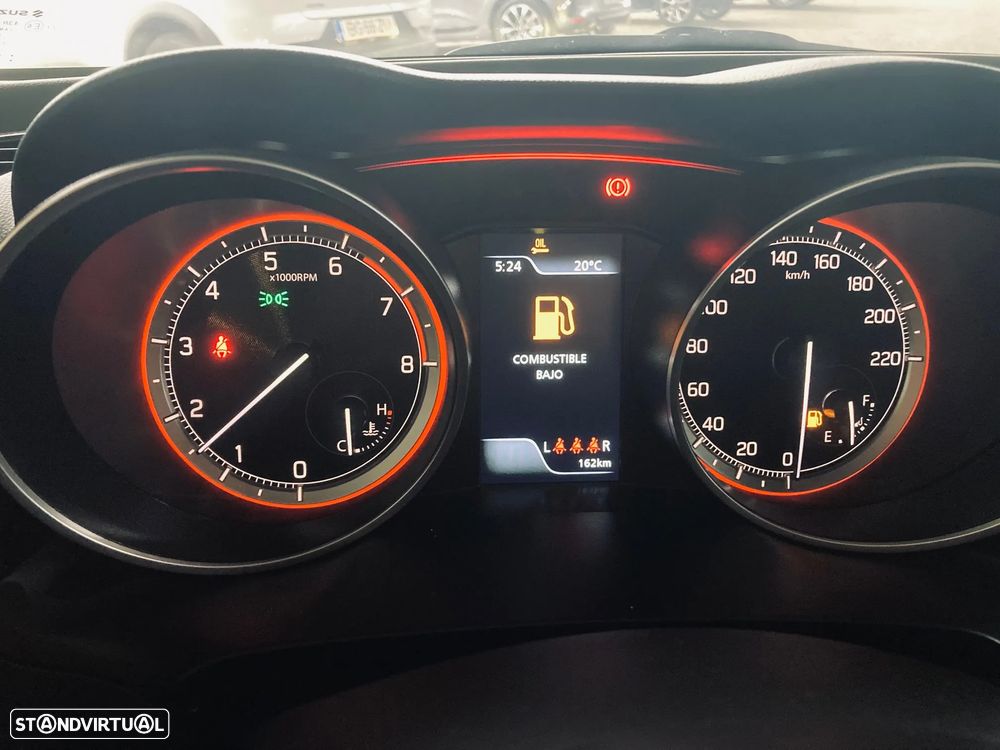 Suzuki Swift 1.2 Mild Hybrid GLX - 13