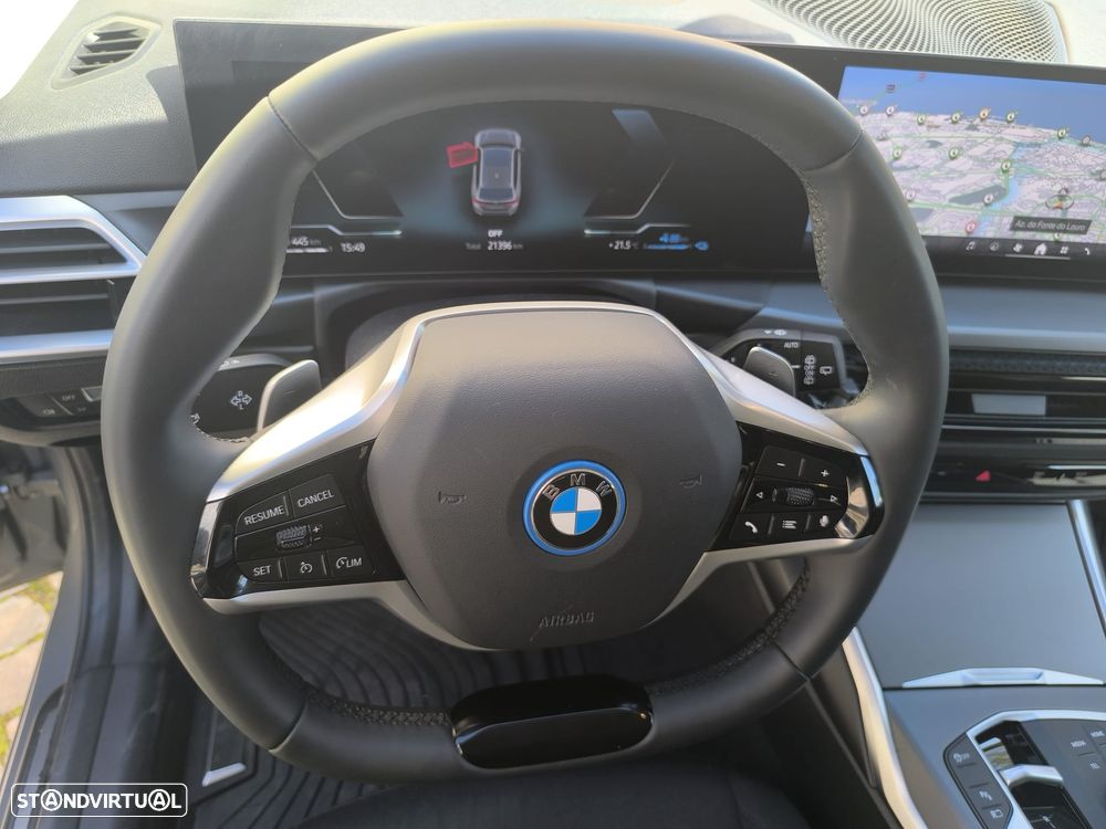 BMW 330 e Auto - 10