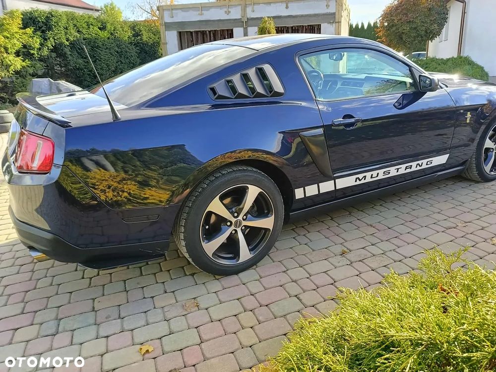 Ford Mustang 4.0 V6 Premium - 28
