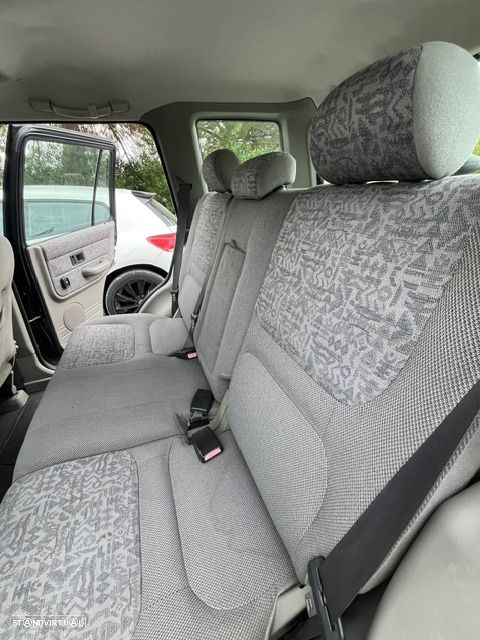 Land Rover Freelander 1.8i - 16