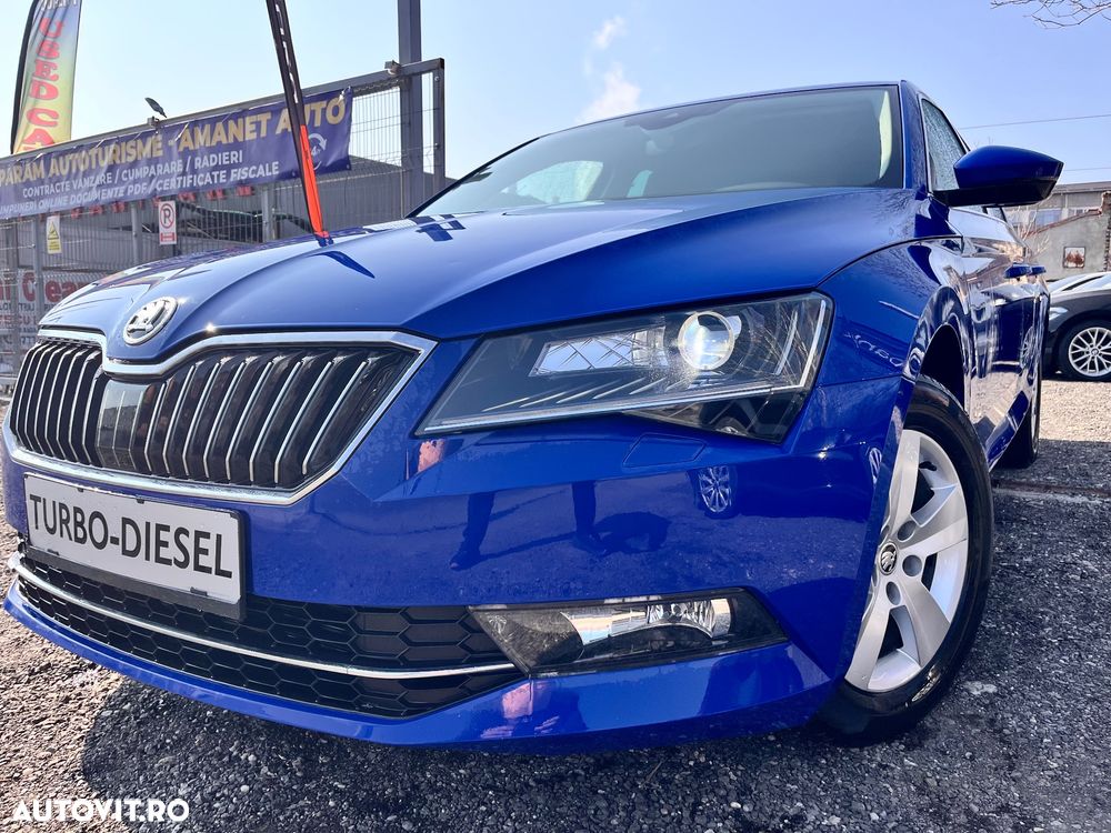 Skoda Superb 2.0 TDI DSG Sportline - 3