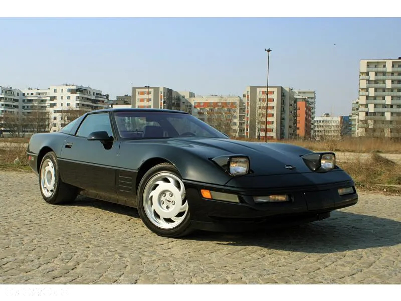 Chevrolet Corvette - 5