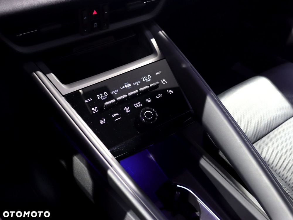 Porsche Macan 4 100kWh - 29