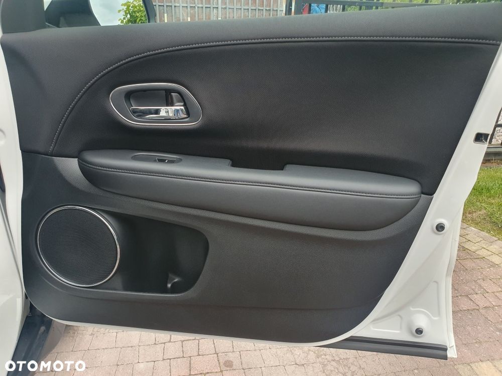 Honda HR-V 1.5 Executive (ADAS) CVT - 11