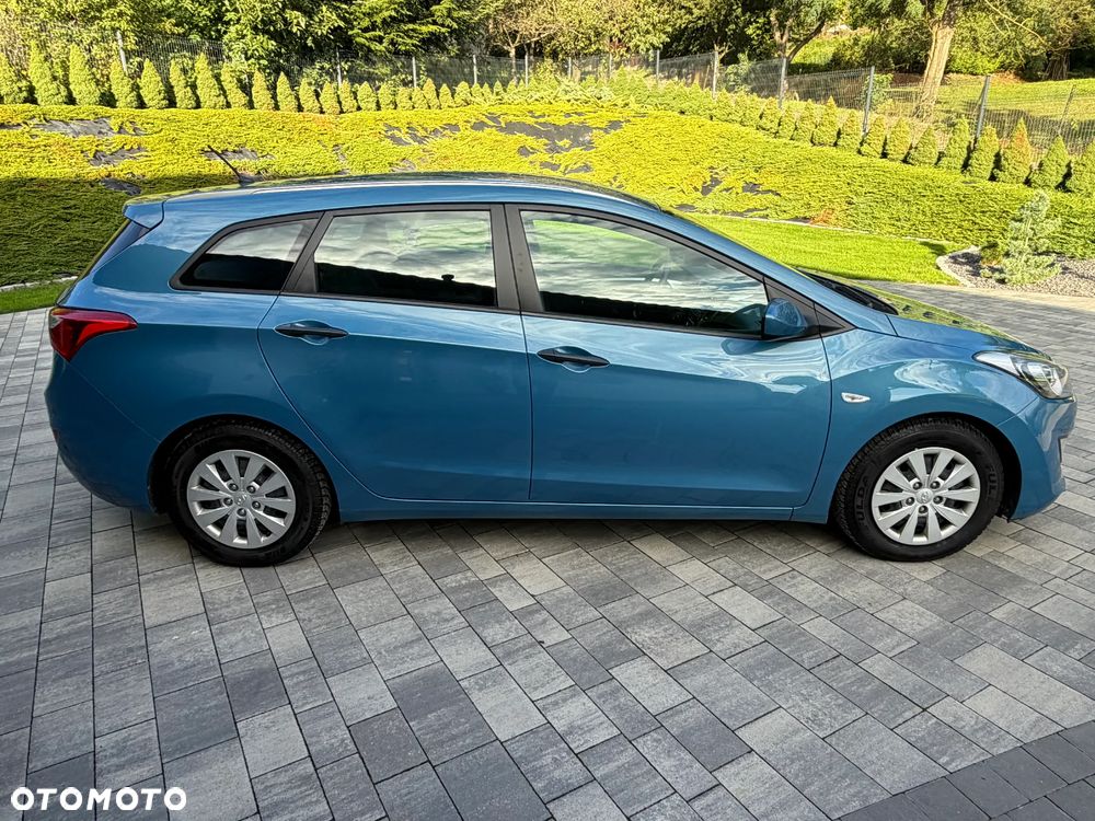Hyundai i30 1.4 Comfort - 11