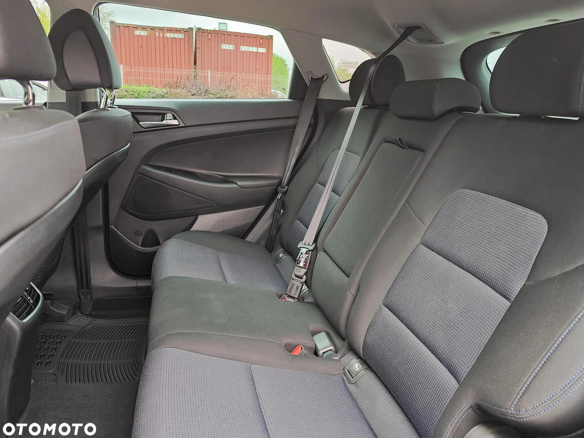 Hyundai Tucson 1.7 CRDI BlueDrive Comfort 2WD - 16