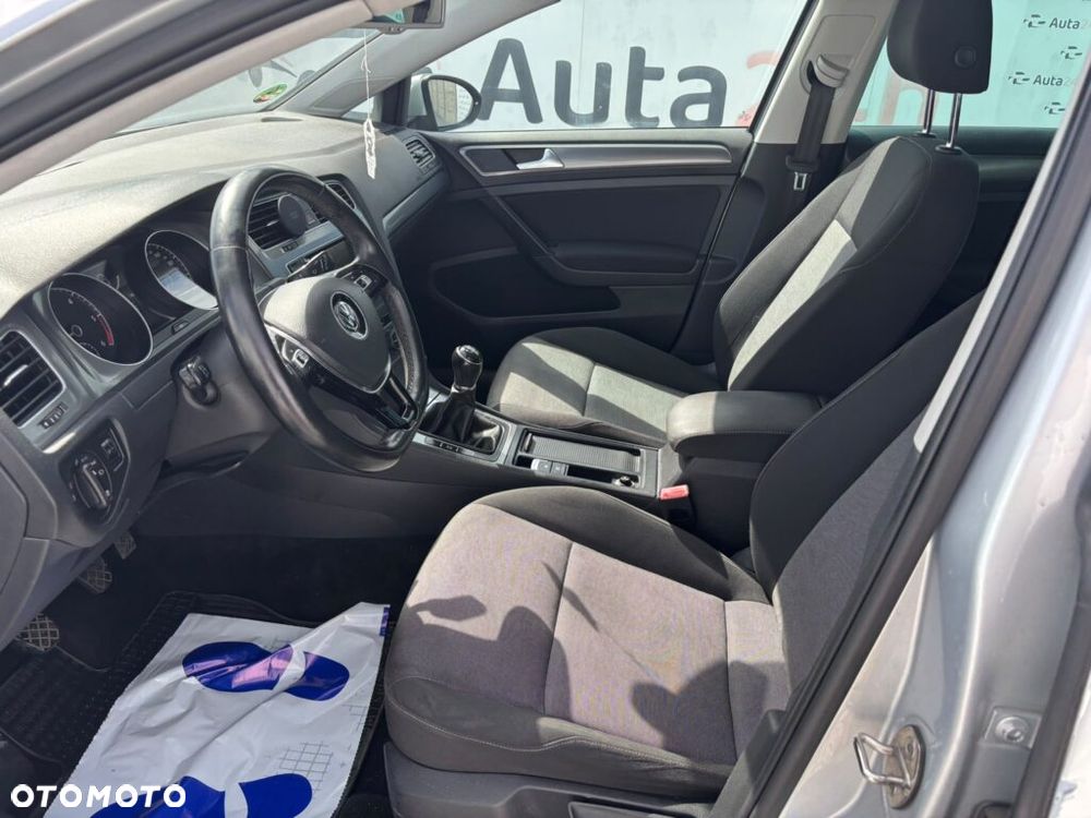Volkswagen Golf 1.6 TDI DPF Trendline - 10