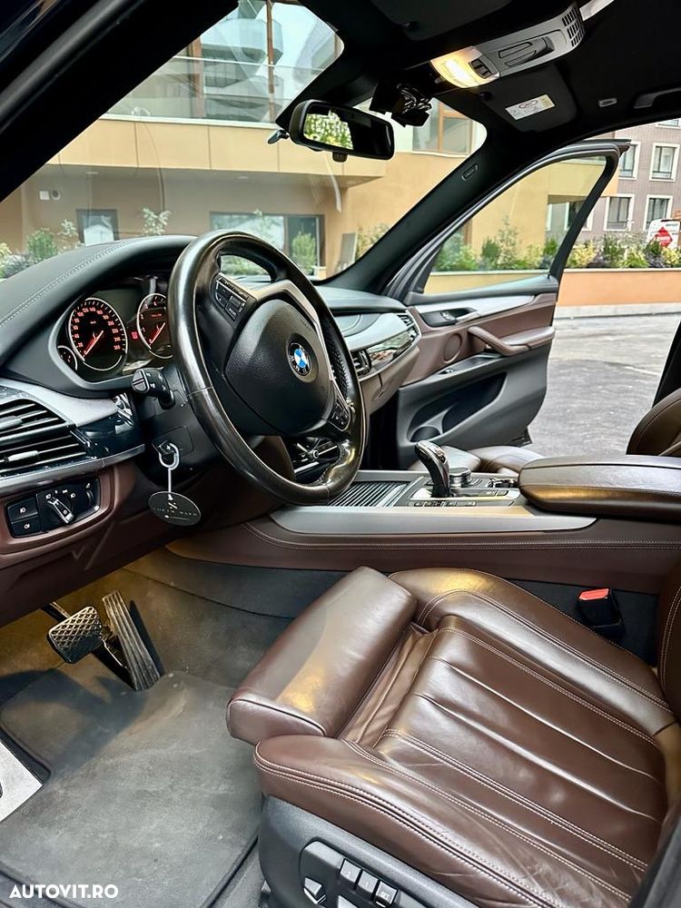 BMW X5 xDrive35i M Sport Edition - 8