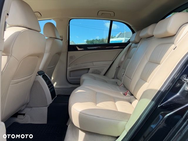 Skoda Superb 3.6 V6 4x4 DSG L&K - 8