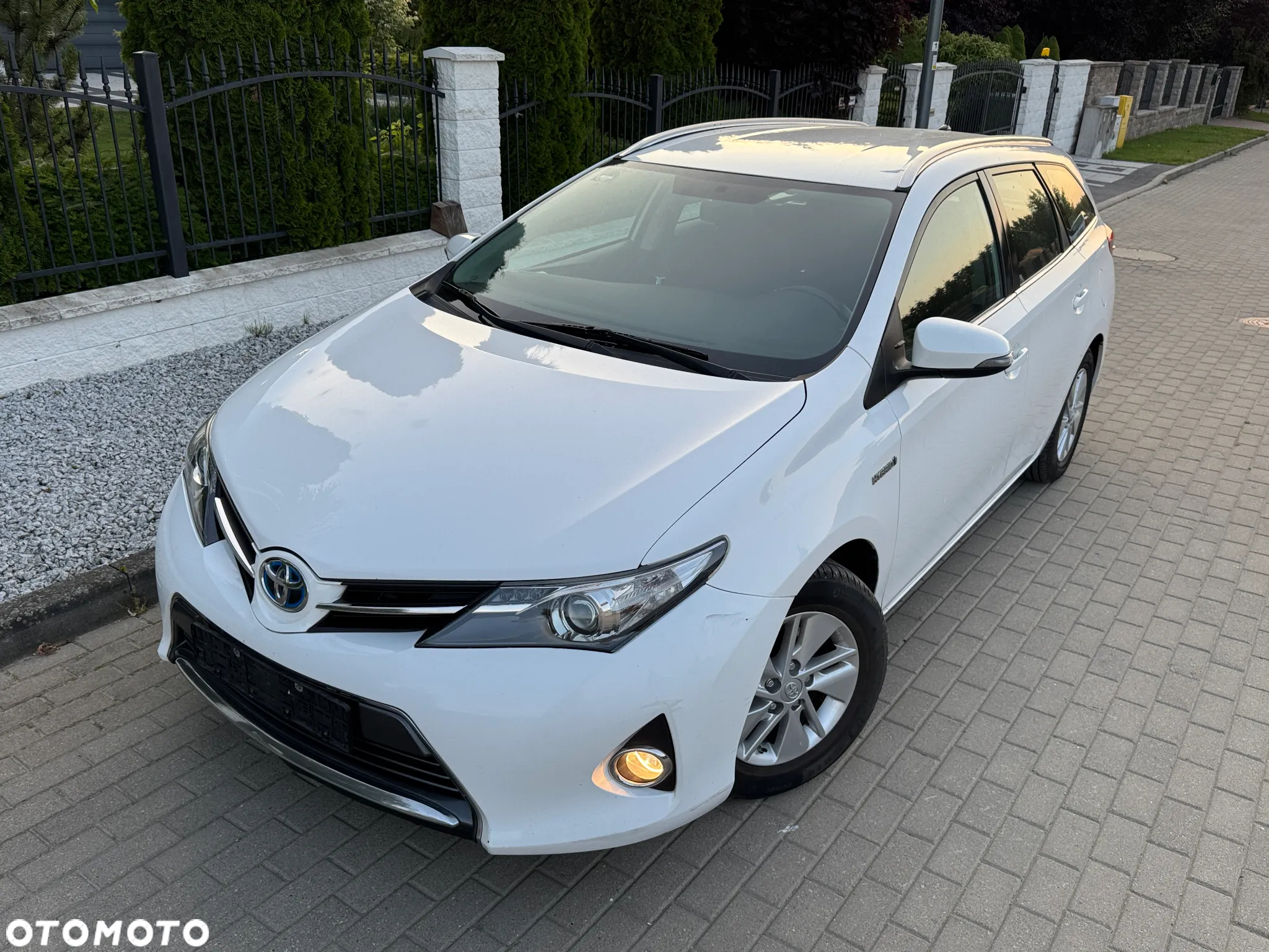 Toyota Auris 1.8 VVT-i Hybrid Automatik Comfort - 29