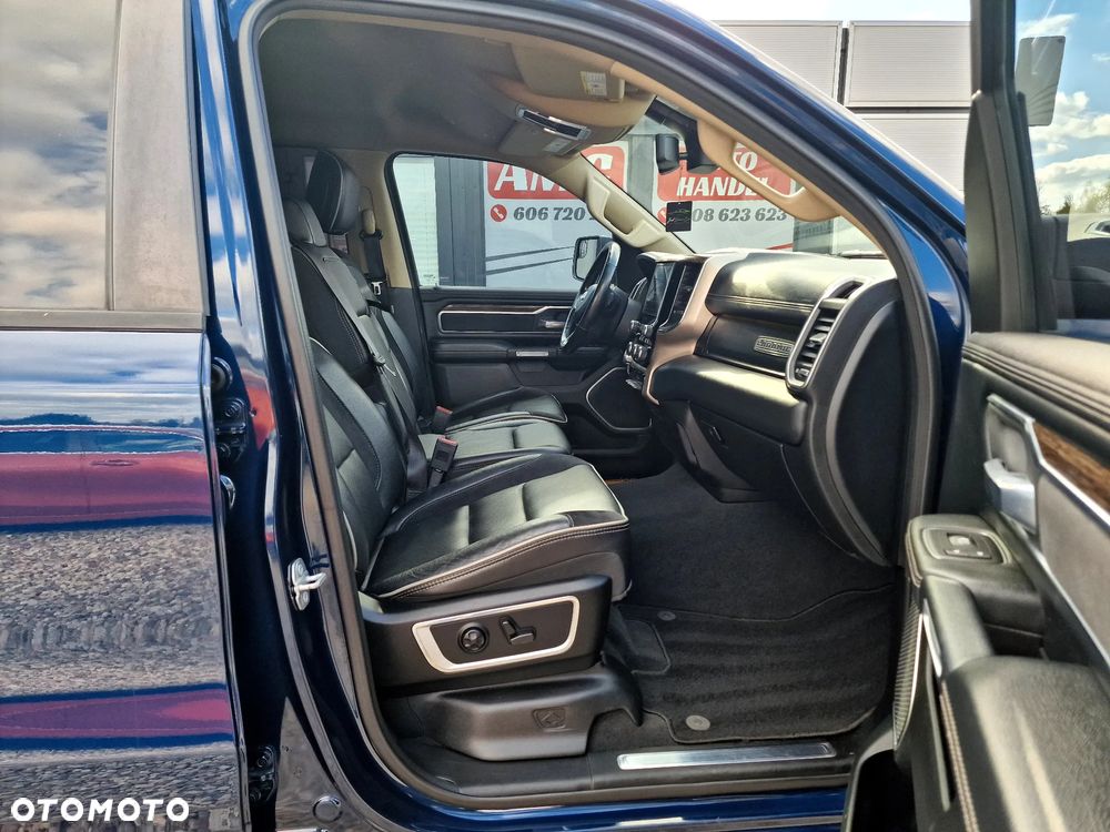 RAM 1500 5.7 Crew Cab Laramie - 32