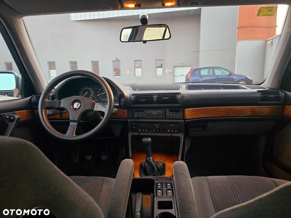 BMW Seria 7 - 15