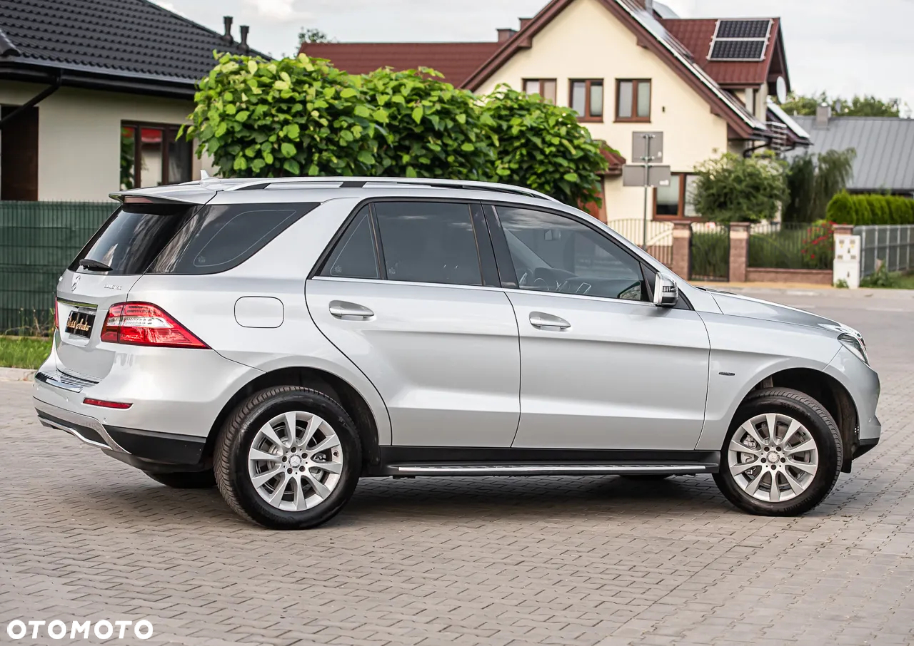 Mercedes-Benz ML 350 BlueTec 4-Matic - 14