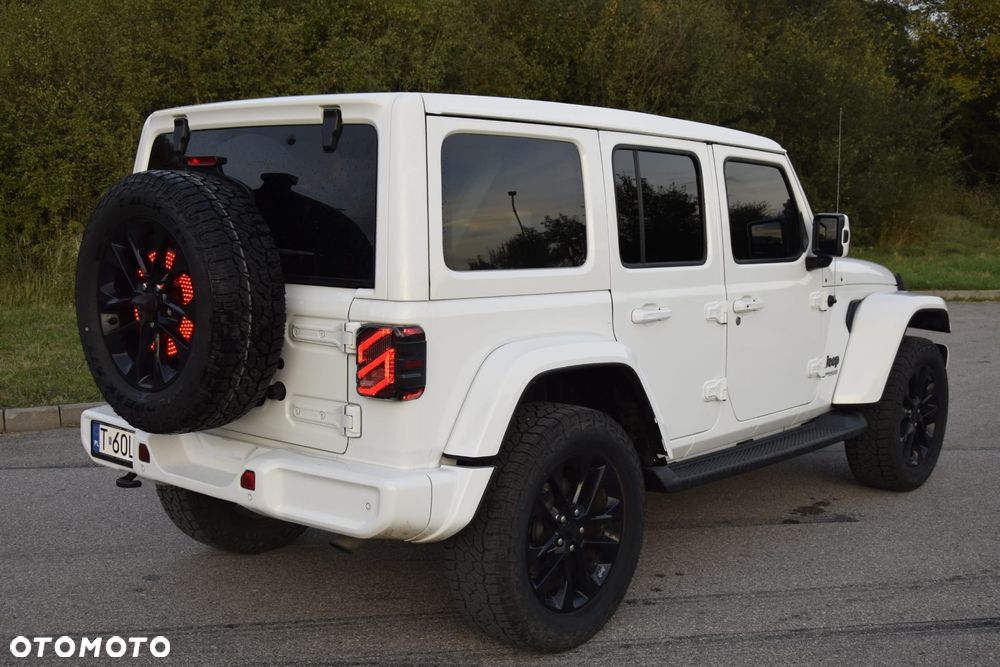 Jeep Wrangler - 11