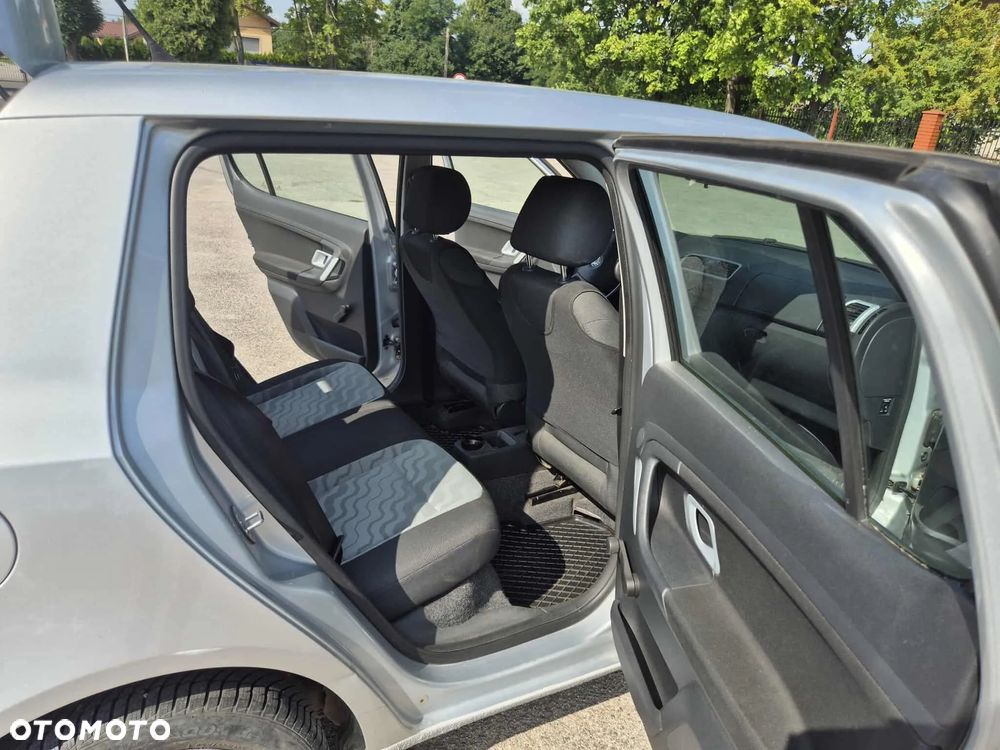 Skoda Fabia - 8