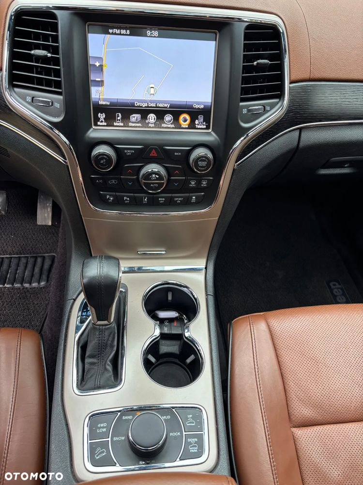 Jeep Grand Cherokee 5.7 V8 HEMI Summit - 21