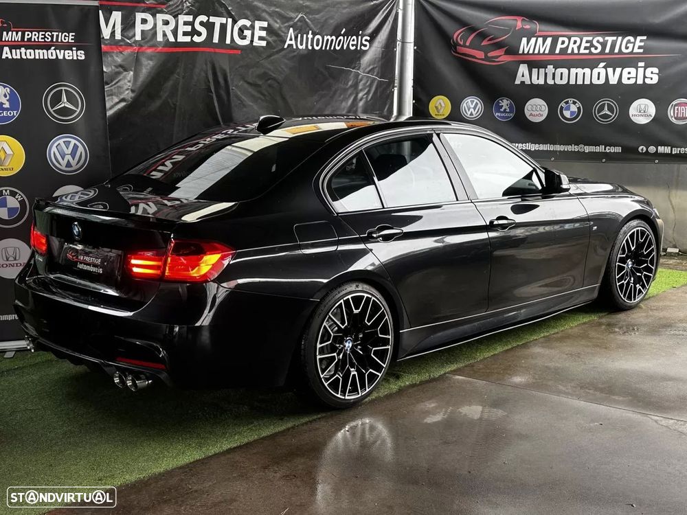 BMW 318 d Pack M - 15