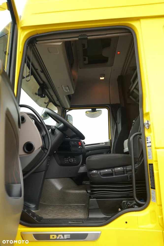 DAF XF 530 / SPACE CAB / OPONY 100% / CAŁY NA PODUSZKACH / EURO 6 - 23