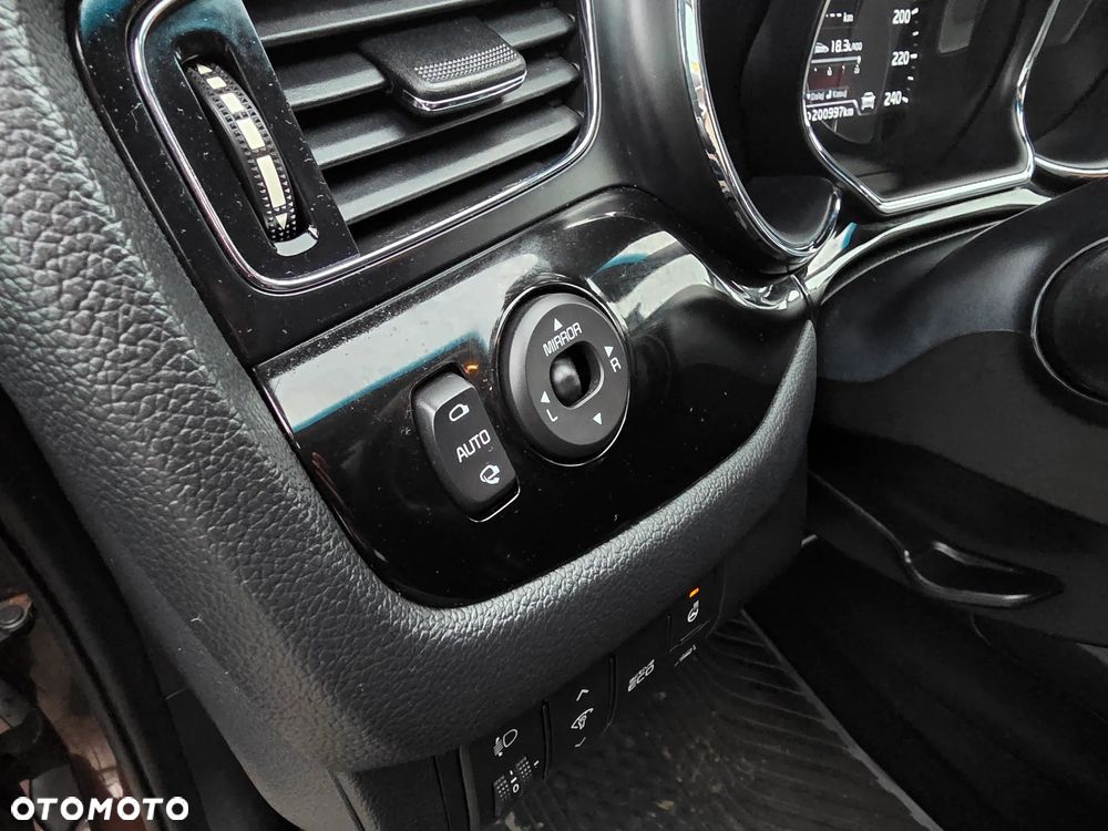 Kia Ceed 1.6 GDI DCT Platinum Edition - 34