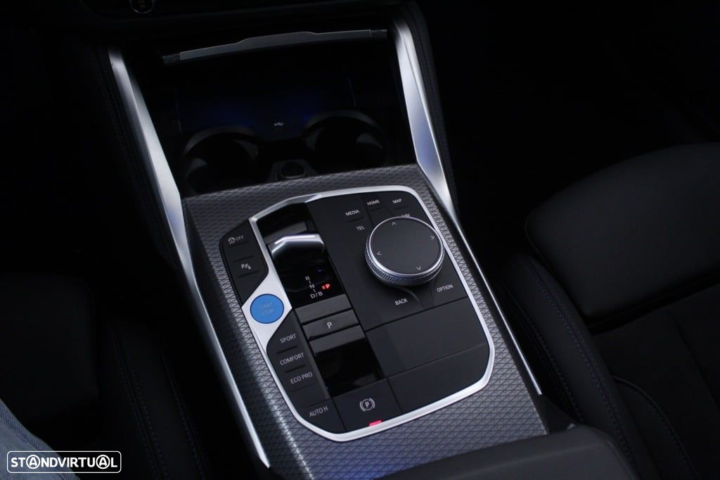 BMW i4 eDrive35 Pack Desportivo M - 27