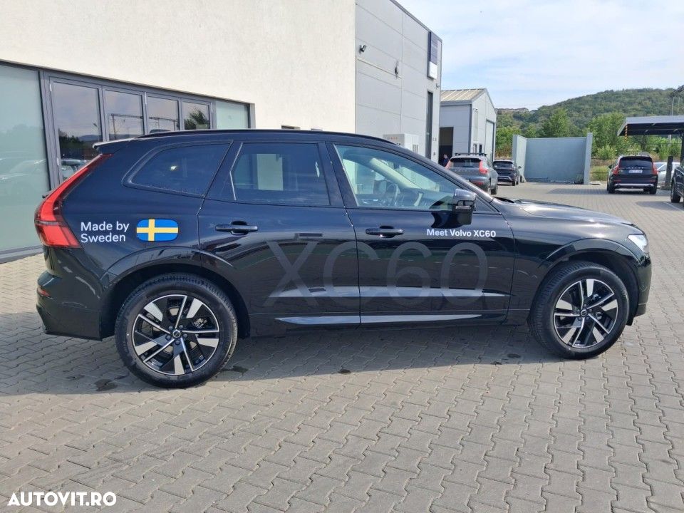 Volvo XC 60 B5 AT AWD MHEV Plus Dark - 7