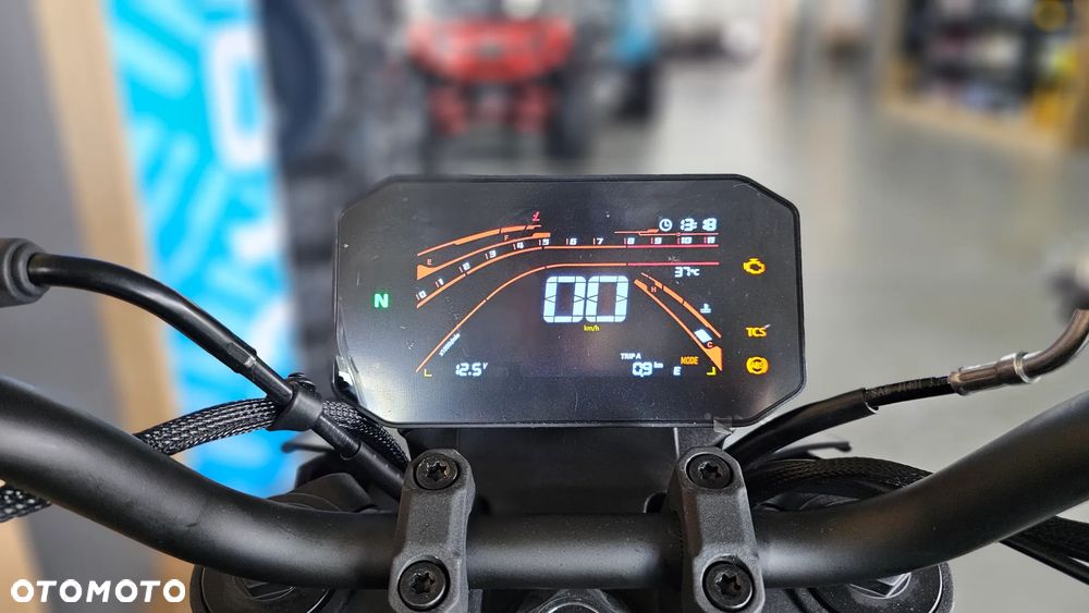 VOGE R125S - 20