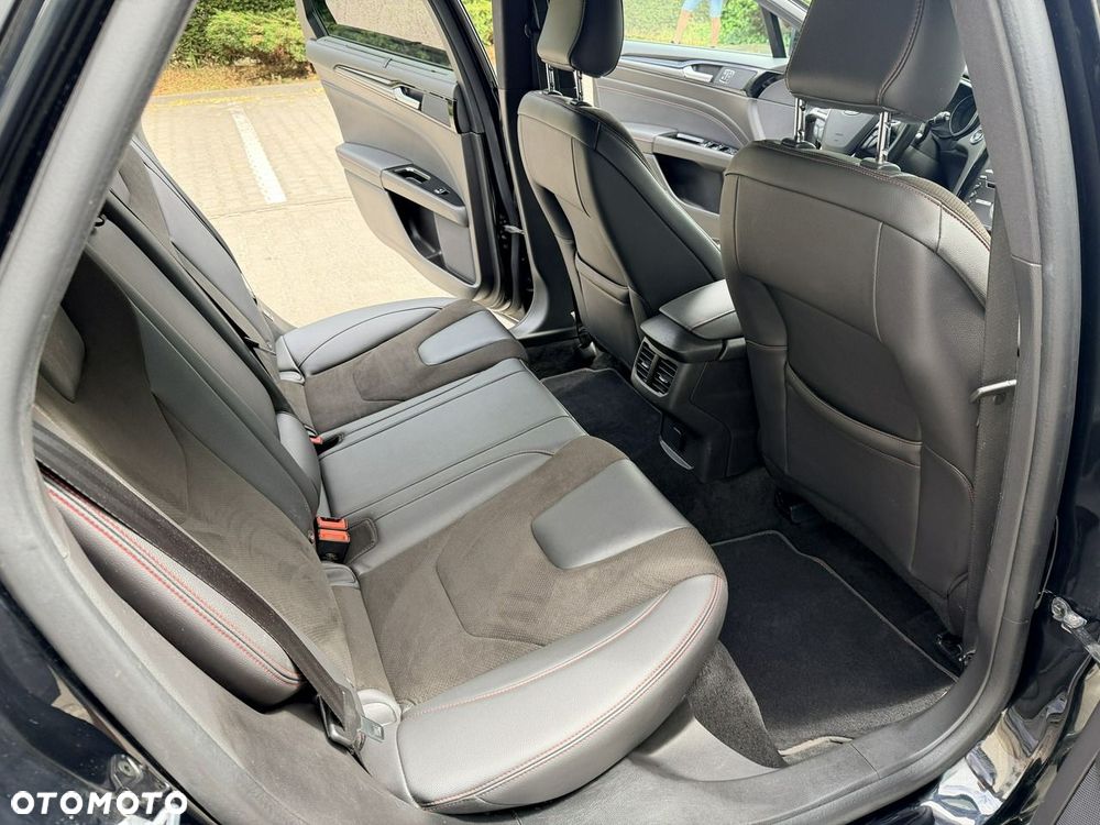 Ford Mondeo - 27