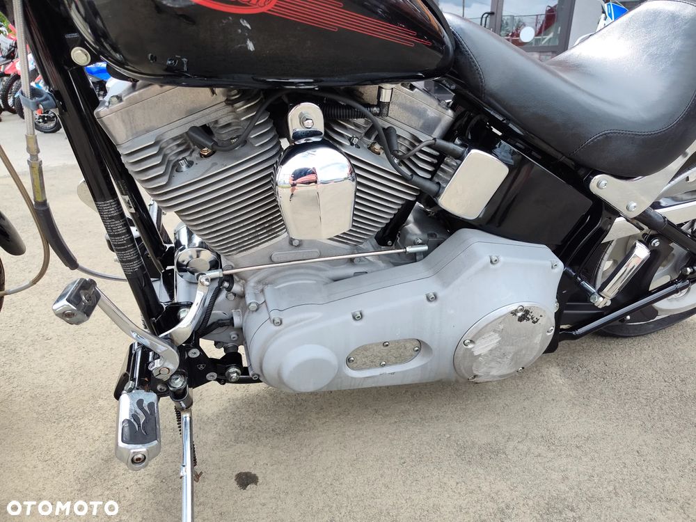 Harley-Davidson Softail Standard - 34