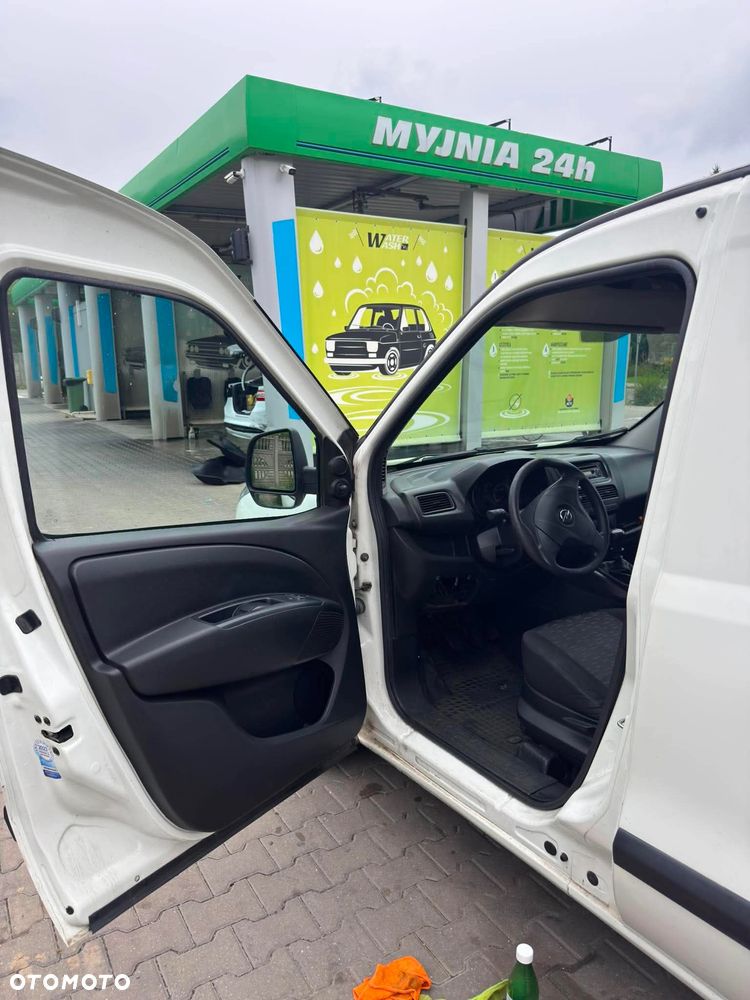 Opel Combo D - 10