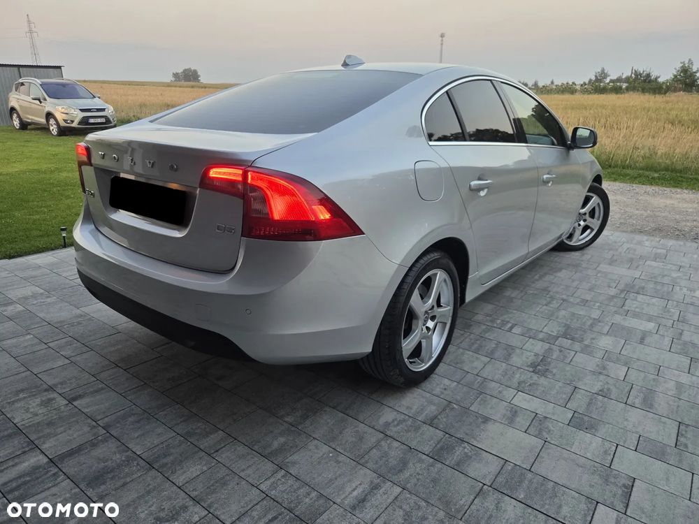 Volvo S60 - 3