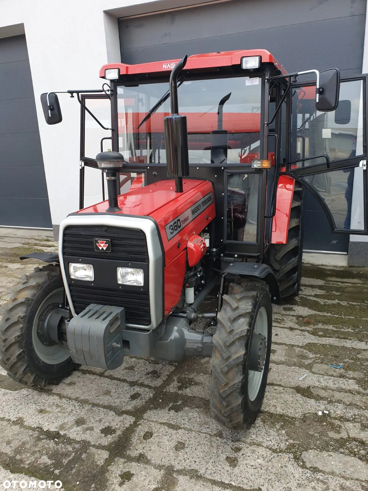 Massey Ferguson MF360 turbo 4WD - 11