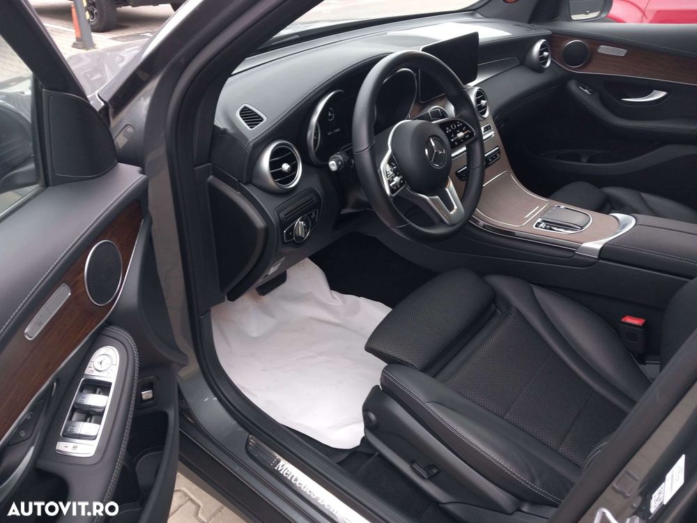 Mercedes-Benz GLC 300 d 4MATIC - 7