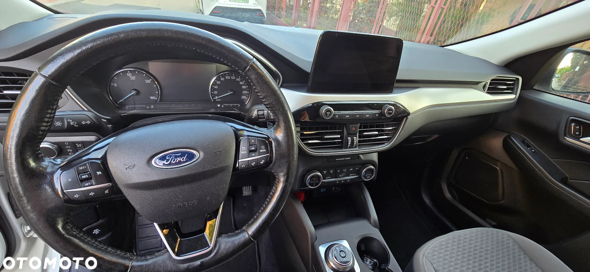 Ford Kuga 2.5 FHEV AWD Titanium - 21