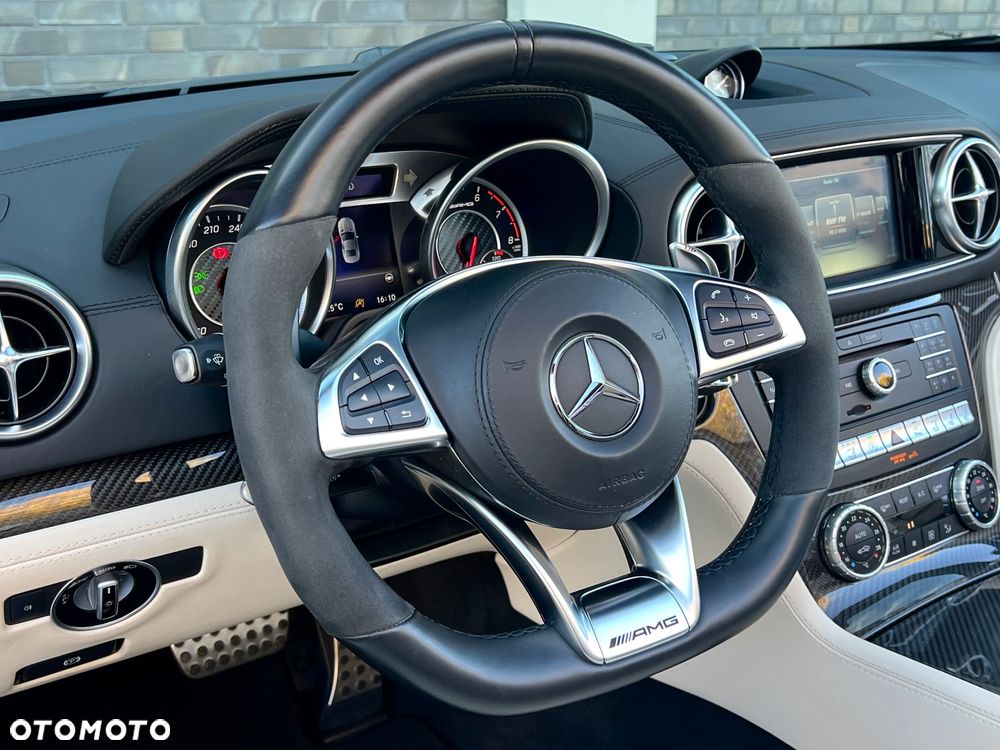 Mercedes-Benz SL 63 AMG - 21