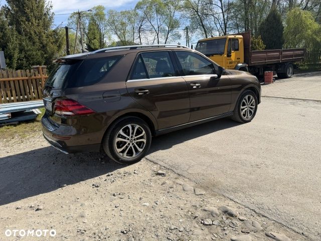 Mercedes-Benz GLE 350 d 4Matic 9G-TRONIC Exclusive - 5
