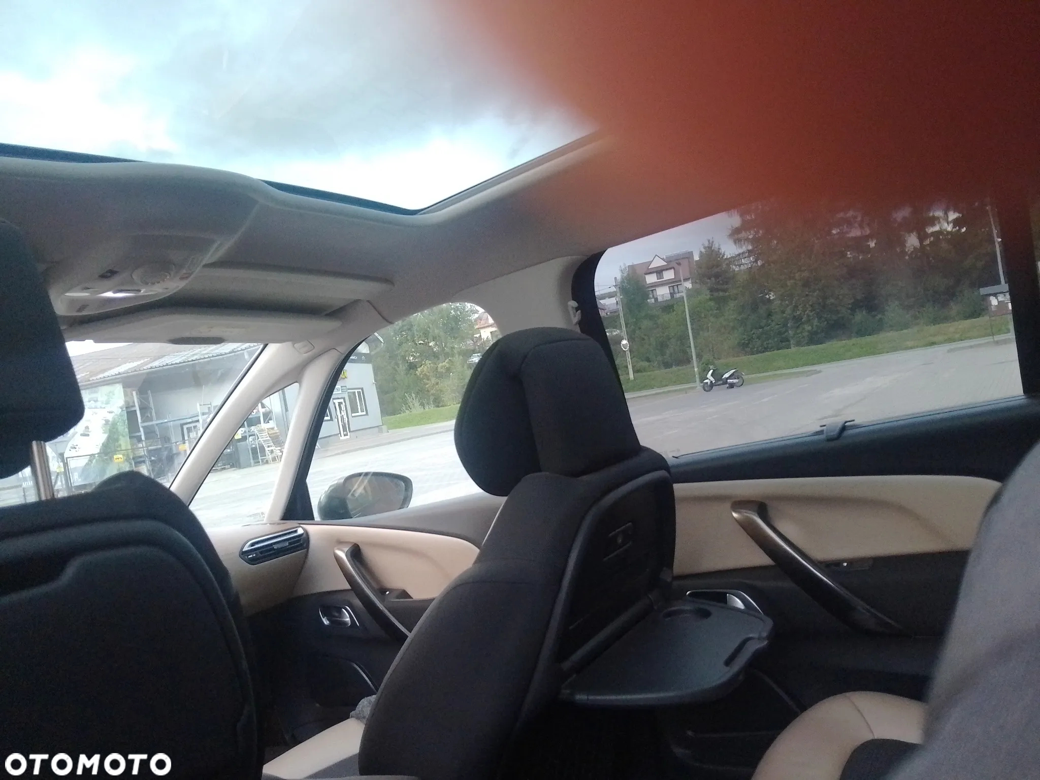 Citroën C4 Picasso e-HDi 115 Exclusive - 37