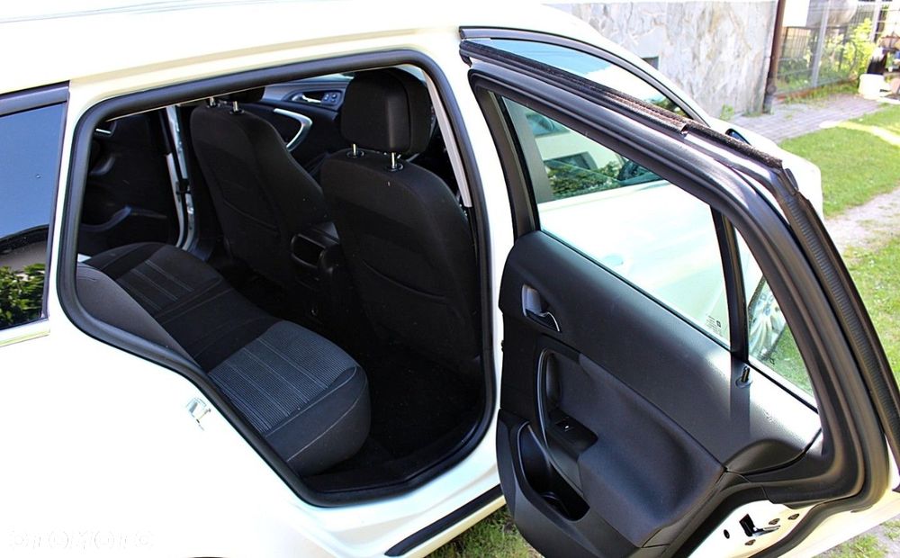 Opel Insignia - 14