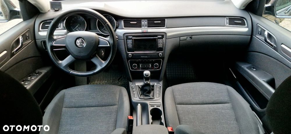 Skoda Superb 2.0 TDI Ambition - 8
