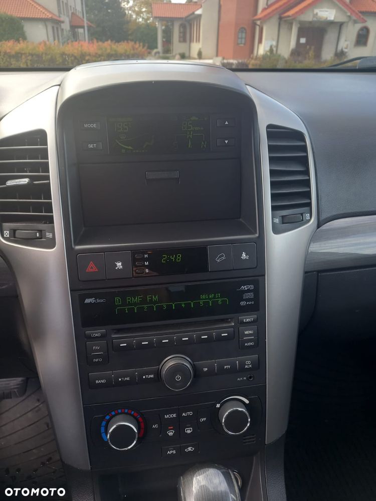 Chevrolet Captiva 2010 photo 2