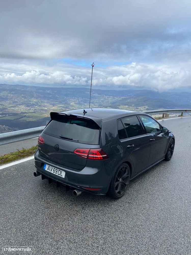 VW Golf GTI BlueMotion DSG - 4