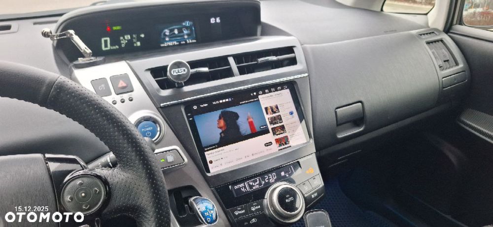 Toyota Prius+ (Hybrid) Comfort - 12