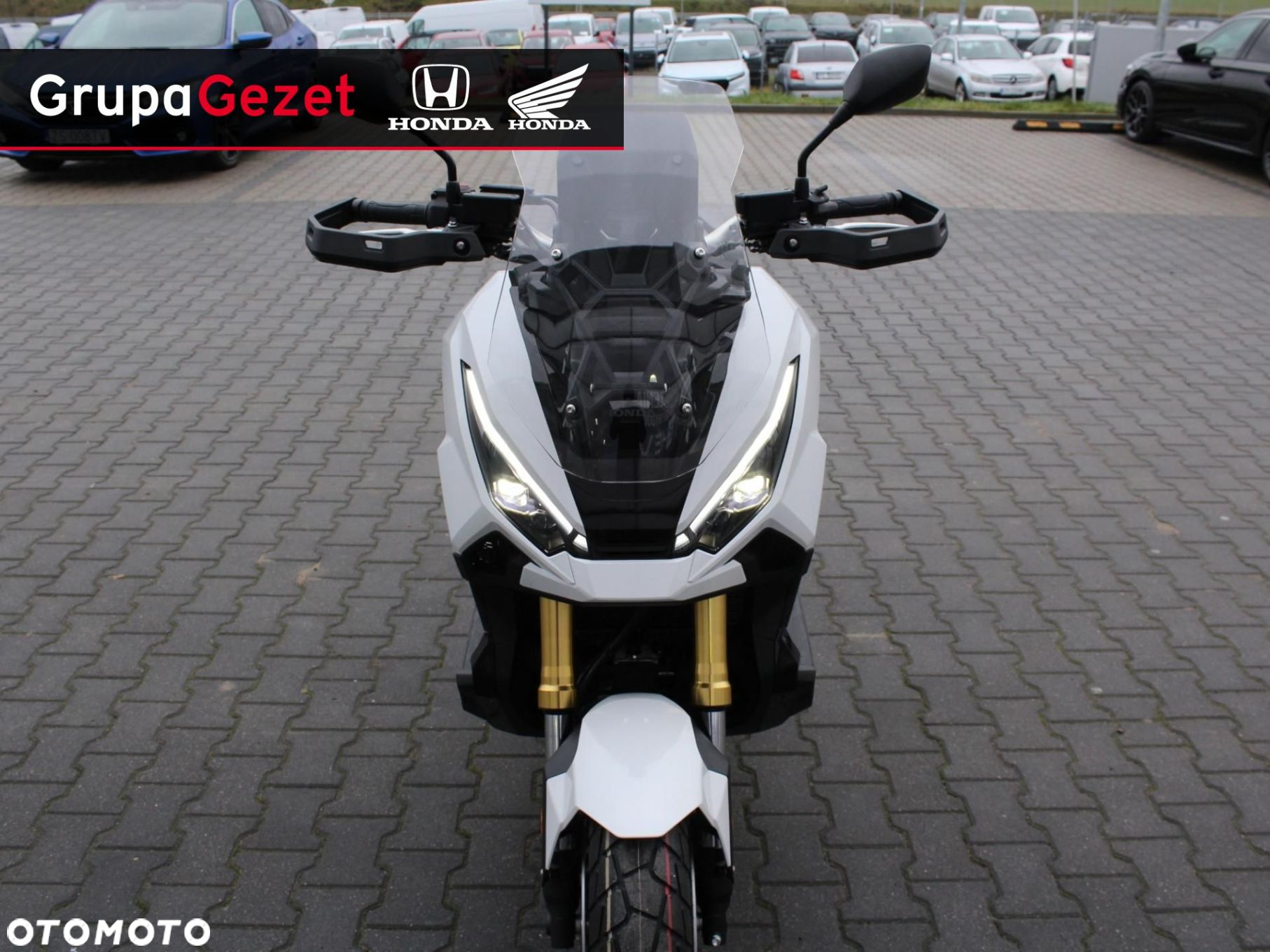 Honda X-ADV - 11