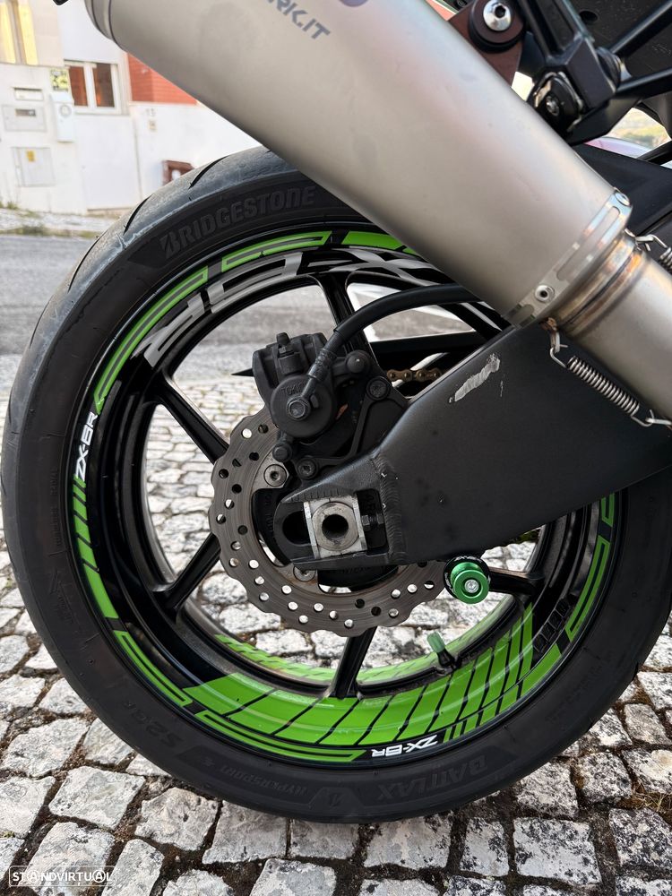 Kawasaki ZXR - 10