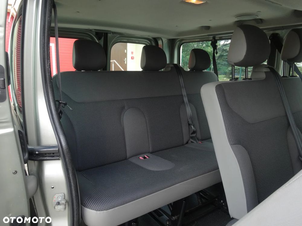 Opel Vivaro L2H1 2.9t Essentia - 15
