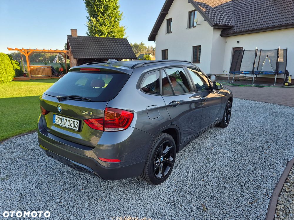 BMW X1 xDrive18d Sport Line - 4