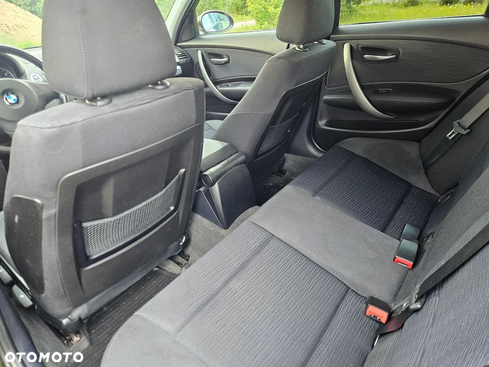 BMW Seria 1 - 33
